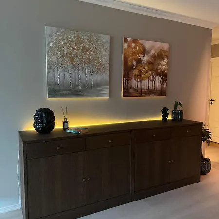 Spacious With 3 Bedrooms & Balcony In *